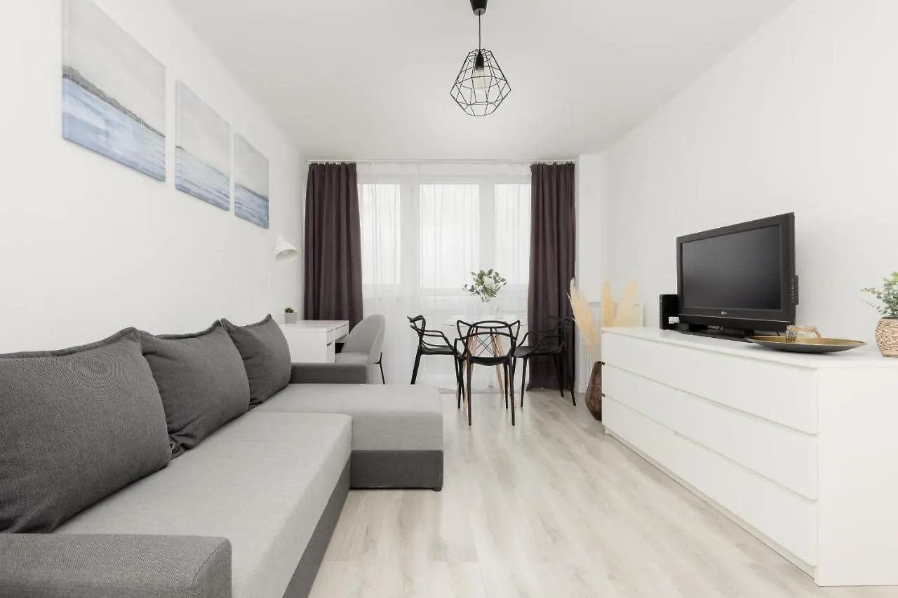 Warsaw Centre Saski Garden Apartment By Noclegi Renters Pologne
