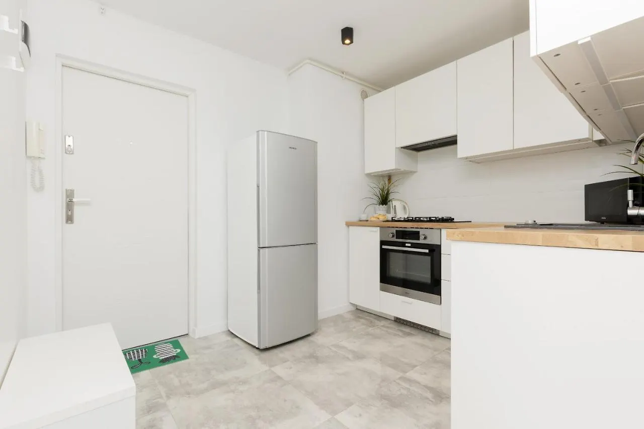 Warsaw Centre Saski Garden Apartment By Noclegi Renters Pologne
